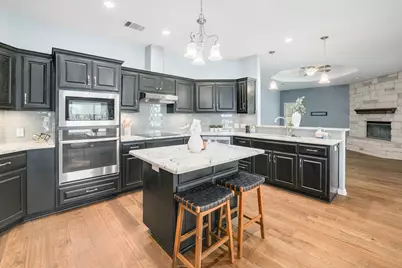 101 Lakeview Lane, Georgetown, TX 78633 - Photo 5