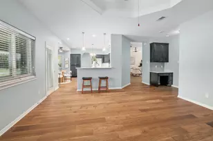101 Lakeview Ln, Georgetown, TX 78633 - Photo 9