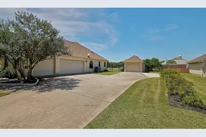 101 Lakeview Lane, Georgetown, TX 78633 - Photo 33