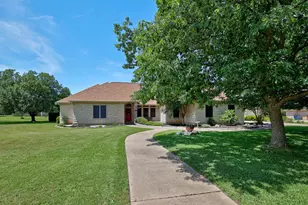 101 Lakeview Ln, Georgetown, TX 78633 - Photo 35