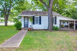 508 Turney St, Smithville, TX 78957 - Photo 1