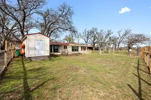 126 Lakeview Dr, Buchanan Dam, TX 78609 - Photo 25