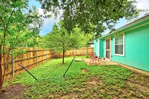 1103 Emmitt Run, Austin, TX 78721 - Photo 23