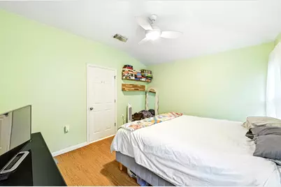 1103 Emmitt Run, Austin, TX 78721 - Photo 15