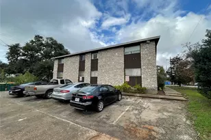 104 E 32nd St, Austin, TX 78705 - Photo 9