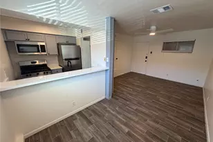 104 E 32nd St, Austin, TX 78705 - Photo 9