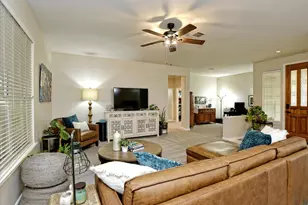 116 Running Water St, Georgetown, TX 78633 - Photo 9