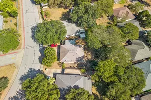 3007 E 4th St, Austin, TX 78702 - Photo 7