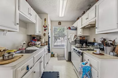 3007 E 4th Street, Austin, TX 78702 - Photo 23