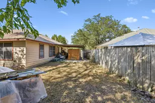 3007 E 4th St, Austin, TX 78702 - Photo 9
