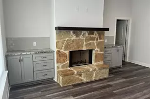 108 W Keamuku Ct, Bastrop, TX 78602 - Photo 7