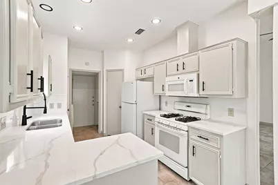 2207 Lancaster Gate Cove, Round Rock, TX 78664 - Photo 13