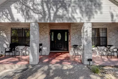 604 Oakwood Drive, Buda, TX 78610 - Photo 5