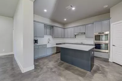 604 Oakwood Drive, Buda, TX 78610 - Photo 35