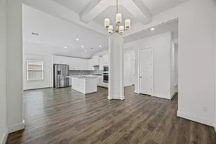 105 Lemuel Crawford Trl, Bastrop, TX 78602 - Photo 9
