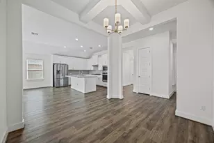 105 Lemuel Crawford Trl, Bastrop, TX 78602 - Photo 9