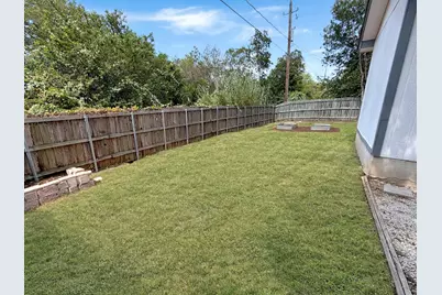4419 Quicksilver Boulevard, Austin, TX 78744 - Photo 25