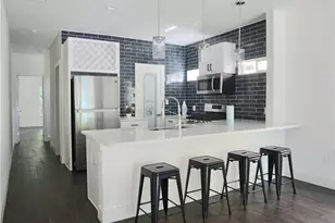 705 Harris Ave, Austin, TX 78705 - Photo 3