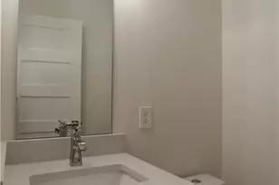 705 Harris Ave, Austin, TX 78705 - Photo 11