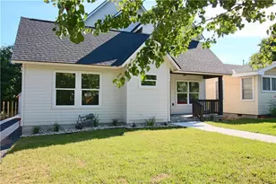 705 Harris Ave, Austin, TX 78705 - Photo 3