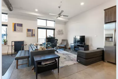 2124 E 6th Street #212, Austin, TX 78702 - Photo 9