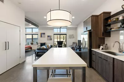 2124 E 6th Street #212, Austin, TX 78702 - Photo 5