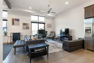 2124 E 6th St, Austin, TX 78702 - Photo 9