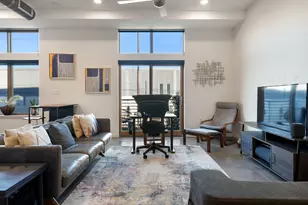 2124 E 6th St, Austin, TX 78702 - Photo 11