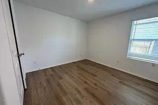 195 Otter Rd, Kyle, TX 78640 - Photo 7