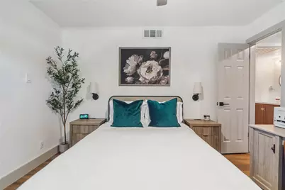 1313 E 52nd Street #101, Austin, TX 78723 - Photo 9