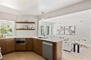 2101 Stamford Ln, Austin, TX 78703 - Photo 9