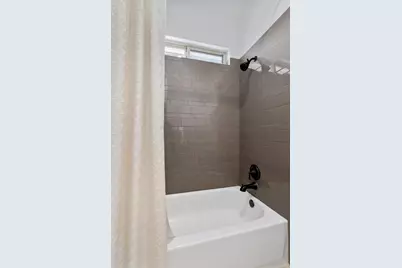 70 Santa Maria Street, Georgetown, TX 78628 - Photo 29