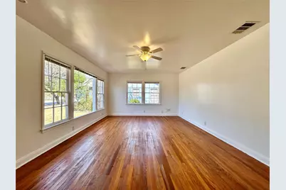 5207 Shoal Creek Boulevard, Austin, TX 78756 - Photo 9