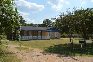 245 Flaming Oak Dr, Bastrop, TX 78602 - Photo 3