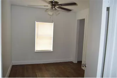 245 Flaming Oak Drive, Bastrop, TX 78602 - Photo 9