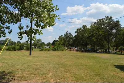 245 Flaming Oak Drive, Bastrop, TX 78602 - Photo 5