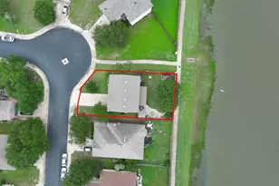 104 Trapper Trail, Bastrop, TX 78602 - Photo 33
