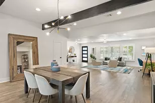 5721 Louise Ln, Austin, TX 78757 - Photo 9