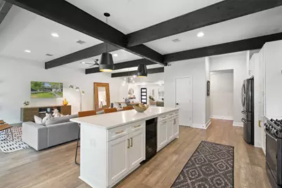 5721 Louise Lane, Austin, TX 78757 - Photo 19