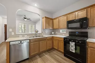 2113 Campfield Pkwy, Austin, TX 78745 - Photo 15