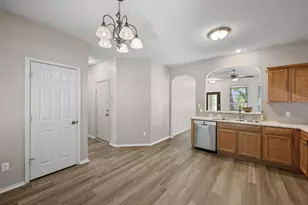 2113 Campfield Pkwy, Austin, TX 78745 - Photo 13
