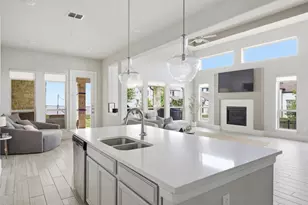 19500 Summit Glory Trl, Spicewood, TX 78669 - Photo 13