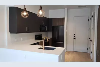 1501 E 4th Street #304, Austin, TX 78702 - Photo 5
