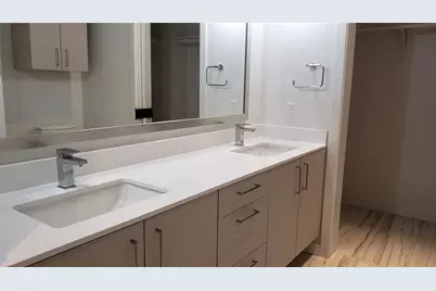 1501 E 4th Street #304, Austin, TX 78702 - Photo 23