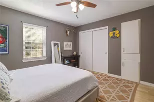 2303 East Side Dr, Austin, TX 78704 - Photo 15
