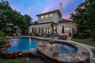 215 Lake Como Dr, Lakeway, TX 78734 - Photo 1