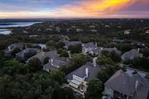 215 Lake Como Dr, Lakeway, TX 78734 - Photo 25