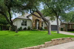 215 Lake Como Dr, Lakeway, TX 78734 - Photo 3