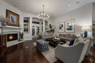 215 Lake Como Dr, Lakeway, TX 78734 - Photo 9