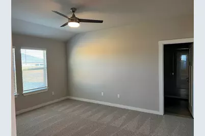 404 Coda Crossing, Georgetown, TX 78633 - Photo 5